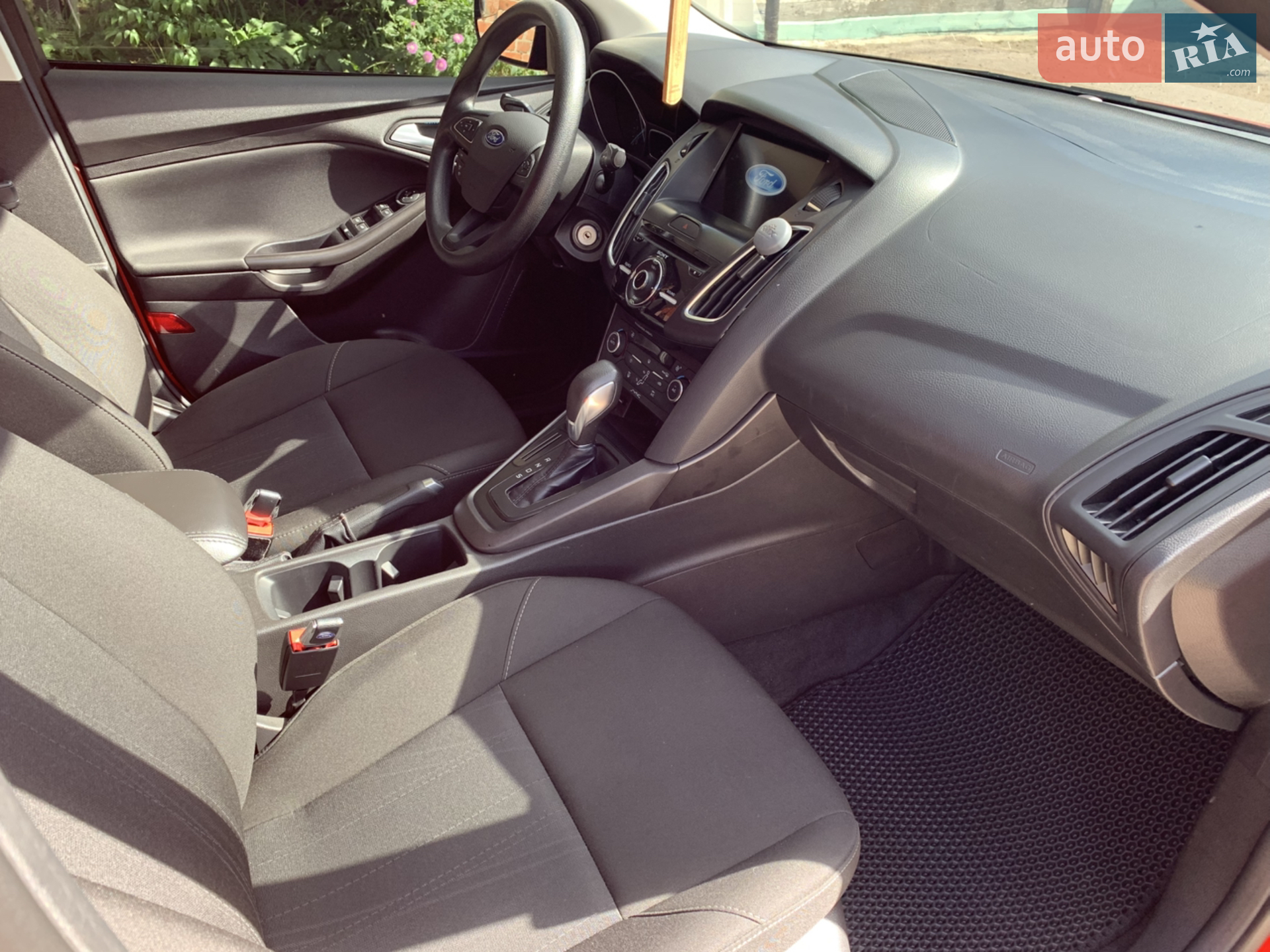 2017 Ford Focus - мініатюра 17