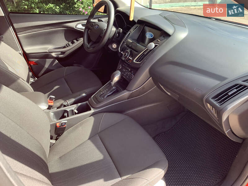 Седан Ford Focus 2017 в Шостке