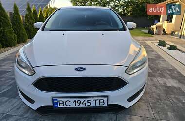 Седан Ford Focus 2015 в 