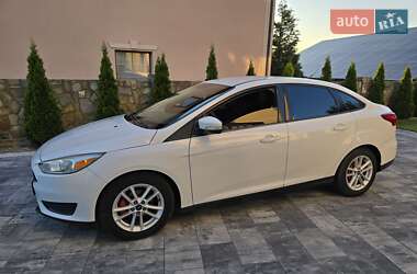 Седан Ford Focus 2015 в 