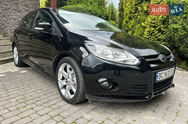Хэтчбек Ford Focus 2012 в Городке