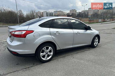 Седан Ford Focus 2013 в 