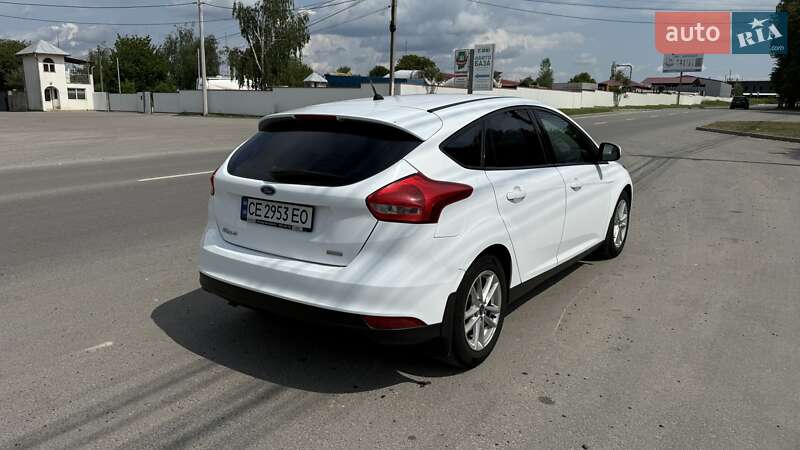 Хэтчбек Ford Focus 2016 в Черновцах