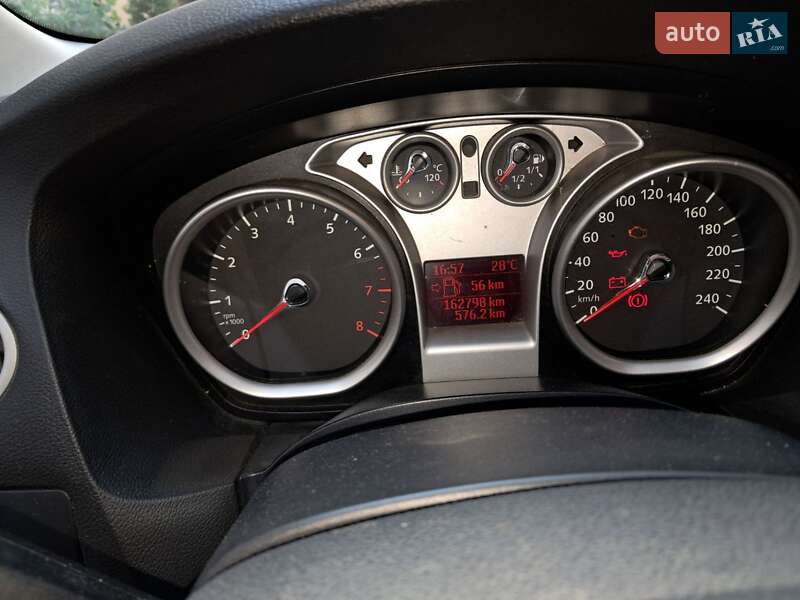 Хэтчбек Ford Focus 2011 в Мукачево