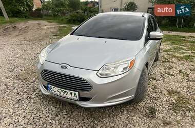 Хэтчбек Ford Focus 2011 в Львове