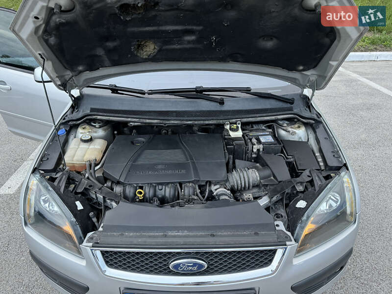 Хэтчбек Ford Focus 2005 в Львове