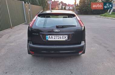 Хэтчбек Ford Focus 2007 в 
