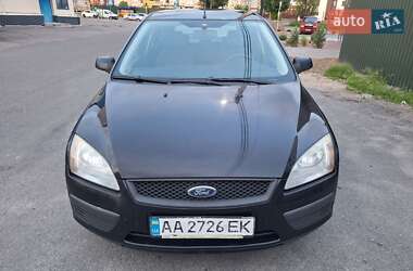 Хэтчбек Ford Focus 2007 в 
