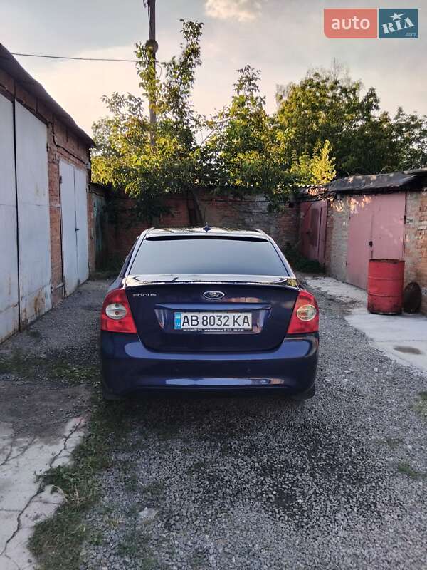 Седан Ford Focus 2008 в 