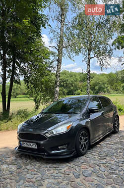 Хэтчбек Ford Focus 2015 в 