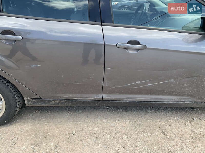 Седан Ford Focus 2011 в Долинской фото 10 Седан Ford Focus 2011 в Долинской