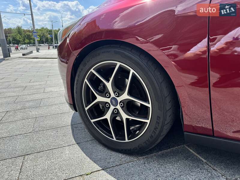 Хэтчбек Ford Focus 2017 в Харькове