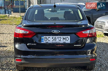 Седан Ford Focus 2013 в 