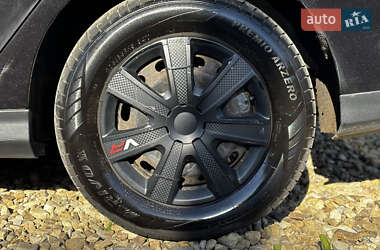 Седан Ford Focus 2013 в 