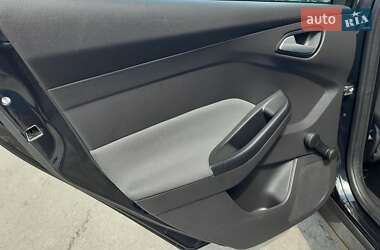 Универсал Ford Focus 2013 в 