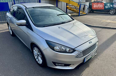 Седан Ford Focus 2015 в 