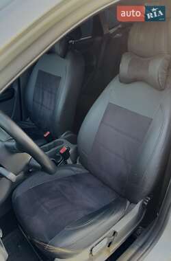 Хэтчбек Ford Focus 2007 в 