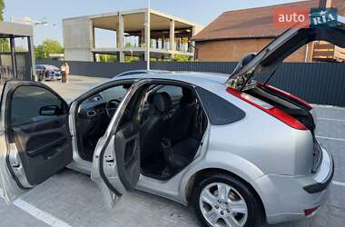 Хэтчбек Ford Focus 2007 в 