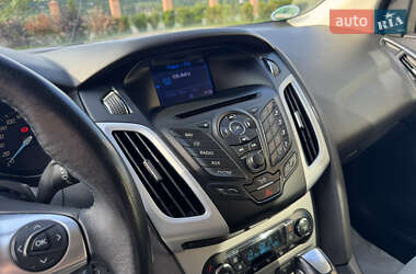 Универсал Ford Focus 2012 в 