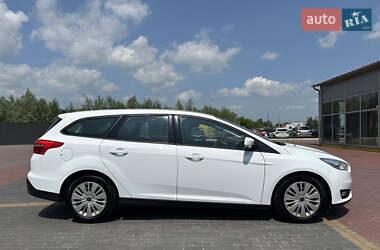 Универсал Ford Focus 2016 в 