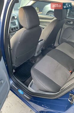 Универсал Ford Focus 2009 в 