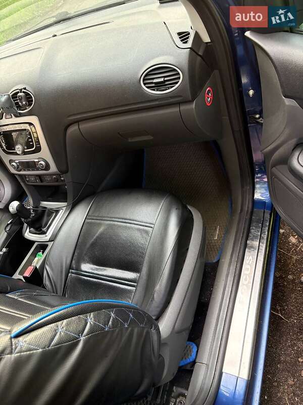 Хэтчбек Ford Focus 2007 в Киеве