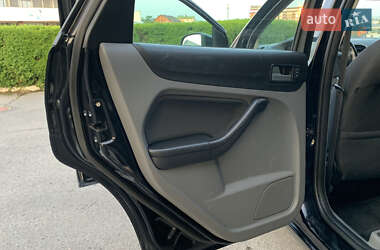Универсал Ford Focus 2010 в 