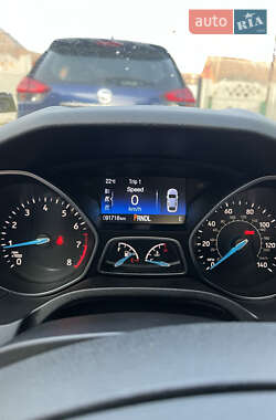 Седан Ford Focus 2017 в 