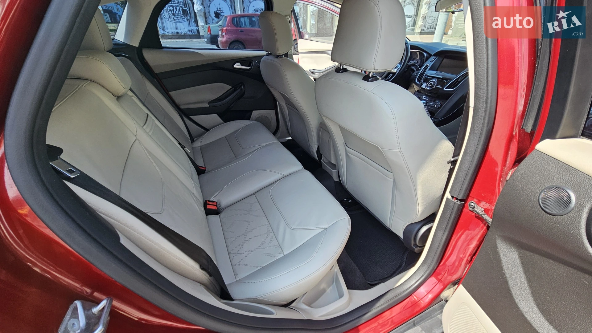 2015 Ford Focus - мініатюра 19