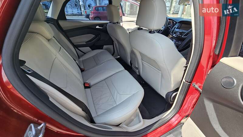 Хэтчбек Ford Focus 2015 в Черкассах фото 19 Хэтчбек Ford Focus 2015 в Черкассах