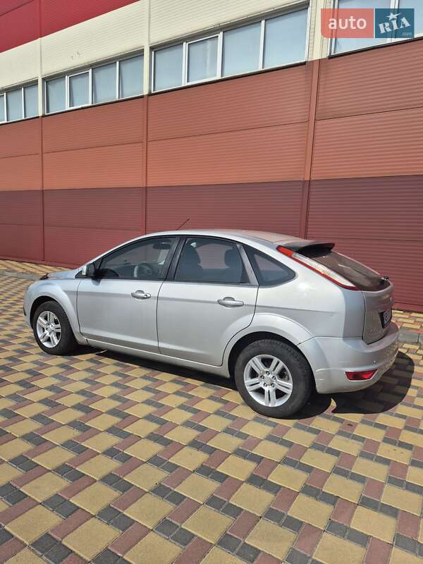 Хетчбек Ford Focus 2008 в Гайсину