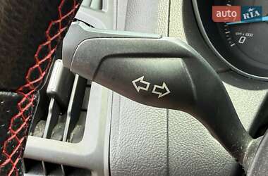 Седан Ford Focus 2011 в 