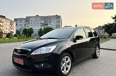 Універсал Ford Focus 2010 в Звягелі