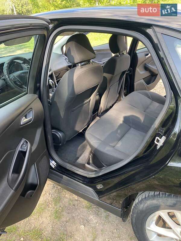 Седан Ford Focus 2016 в Братском