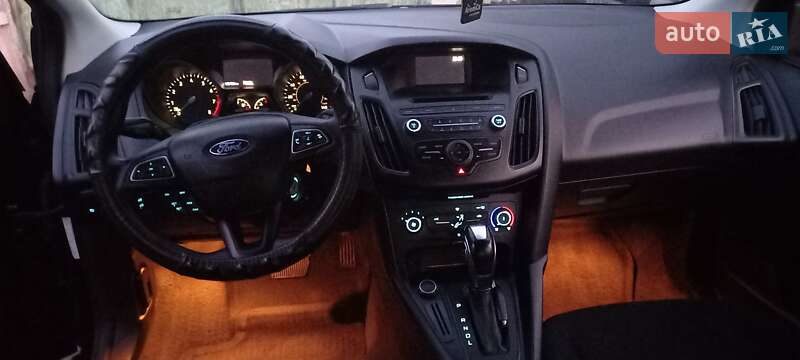 Седан Ford Focus 2016 в Братском