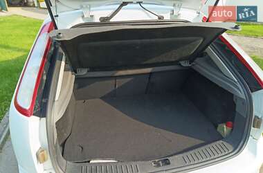 Хэтчбек Ford Focus 2009 в 