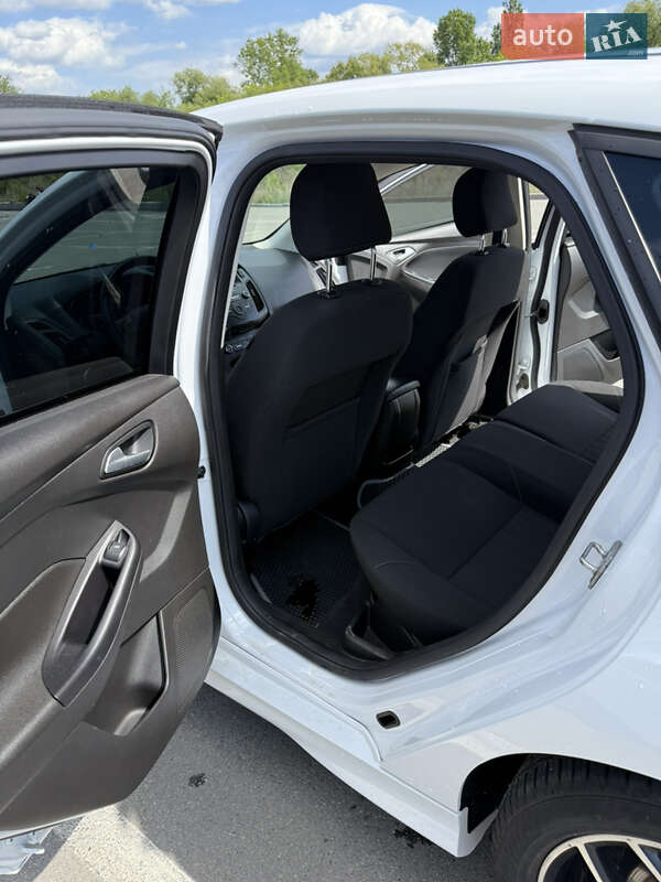 Хэтчбек Ford Focus 2016 в Ирпене фото 12 Хэтчбек Ford Focus 2016 в Ирпене