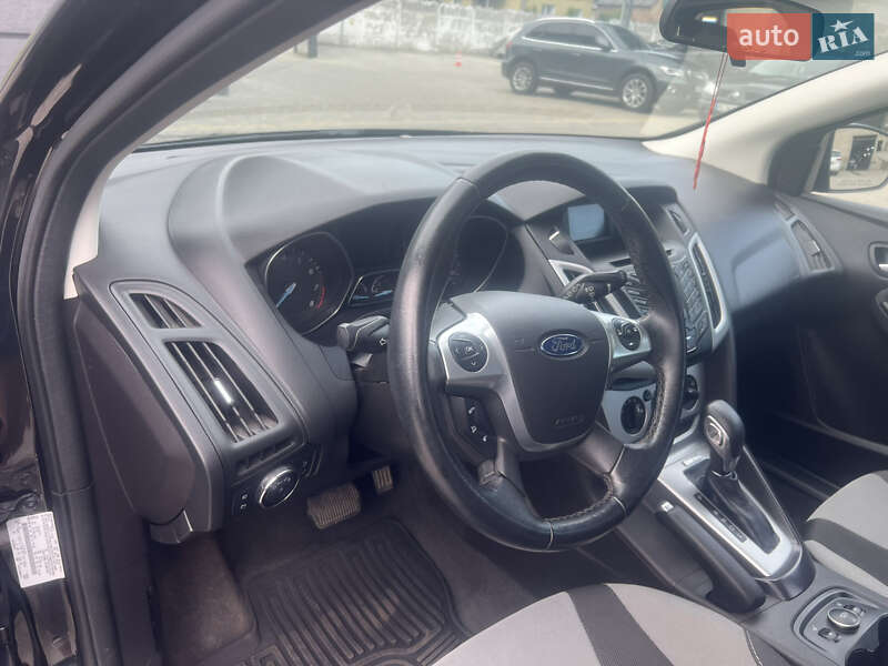 Хэтчбек Ford Focus 2014 в Нововолынске