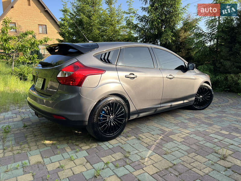 Хетчбек Ford Focus 2012 в Львові
