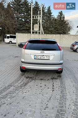 Хэтчбек Ford Focus 2007 в 