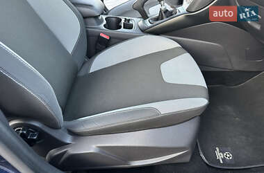 Универсал Ford Focus 2013 в 