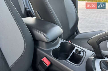 Универсал Ford Focus 2013 в 