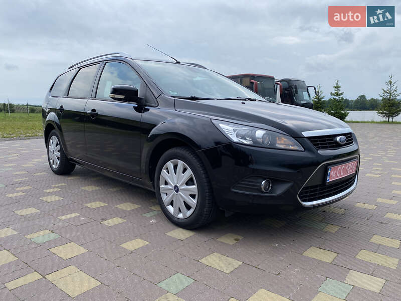 Универсал Ford Focus 2010 в Львове
