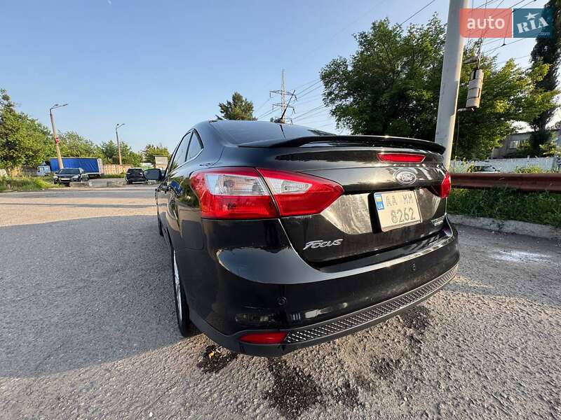 Седан Ford Focus 2012 в Киеве
