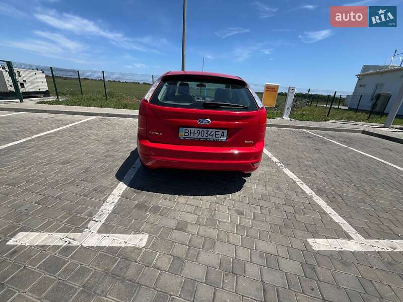 Хэтчбек Ford Focus 2011 в Одессе