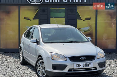 Хэтчбек Ford Focus 2007 в 