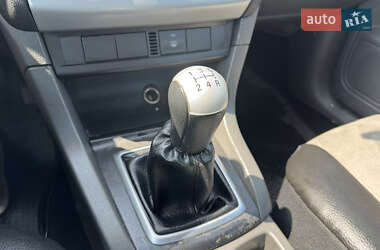 Хэтчбек Ford Focus 2007 в 