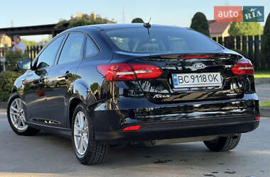 Седан Ford Focus 2016 в 
