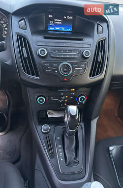 Седан Ford Focus 2016 в 