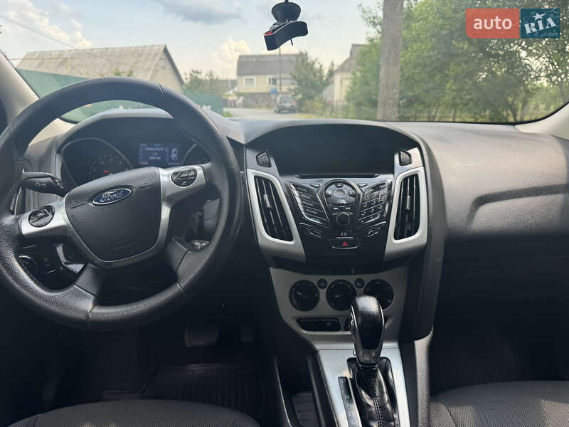 Седан Ford Focus 2014 в Старокостянтинові